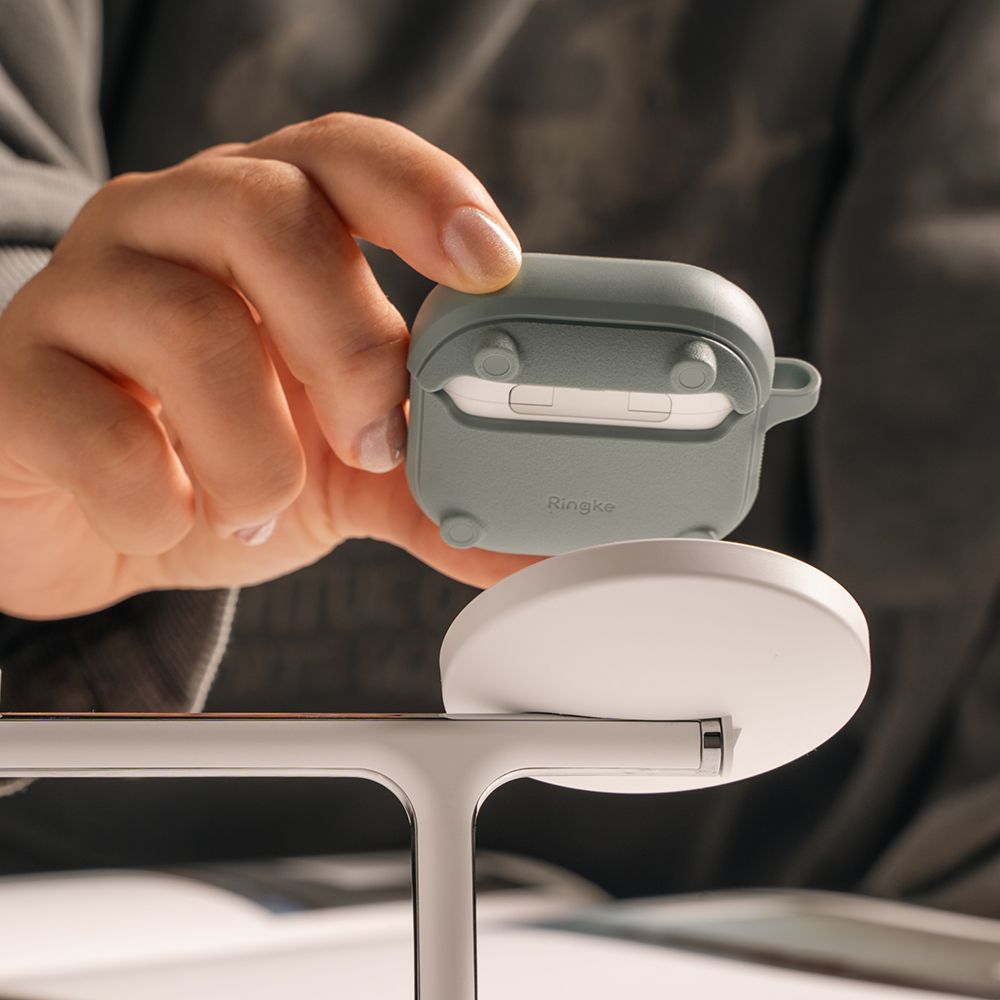  RINGKE ONYX MAGNETIC MAGSAFE APPLE AIRPODS 4 CRNA