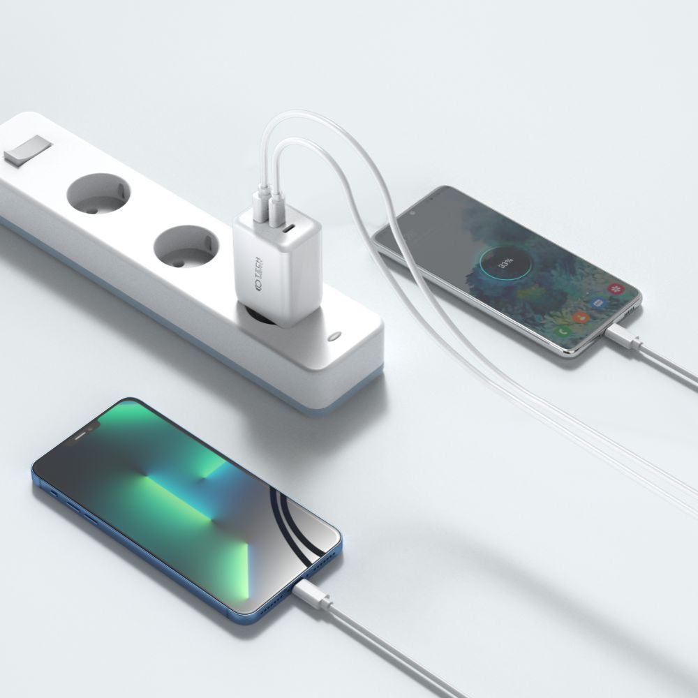 SIEŤOVÁ NABÍJAČKA NA MOBIL A TABLET TECH-PROTECT C65W 3-PORT NETWORK CHARGER PD65W/QC3.0 WHITE