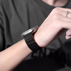 REMIENOK REMIENOK DOOP ICONBAND MAGNETIC APPLE WATCH 4 / 5 / 6 / 7 / 8 / 9 / SE / ULTRA 1 / 2 (42 / 44 / 45 / 49 MM) BLACK/RED