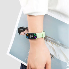 SILIKÓNOVÝ REMIENOK NA XIAOMI MI BAND 5 / 6 / 6 NFC / 7 HEYBAND ICON NAVY
